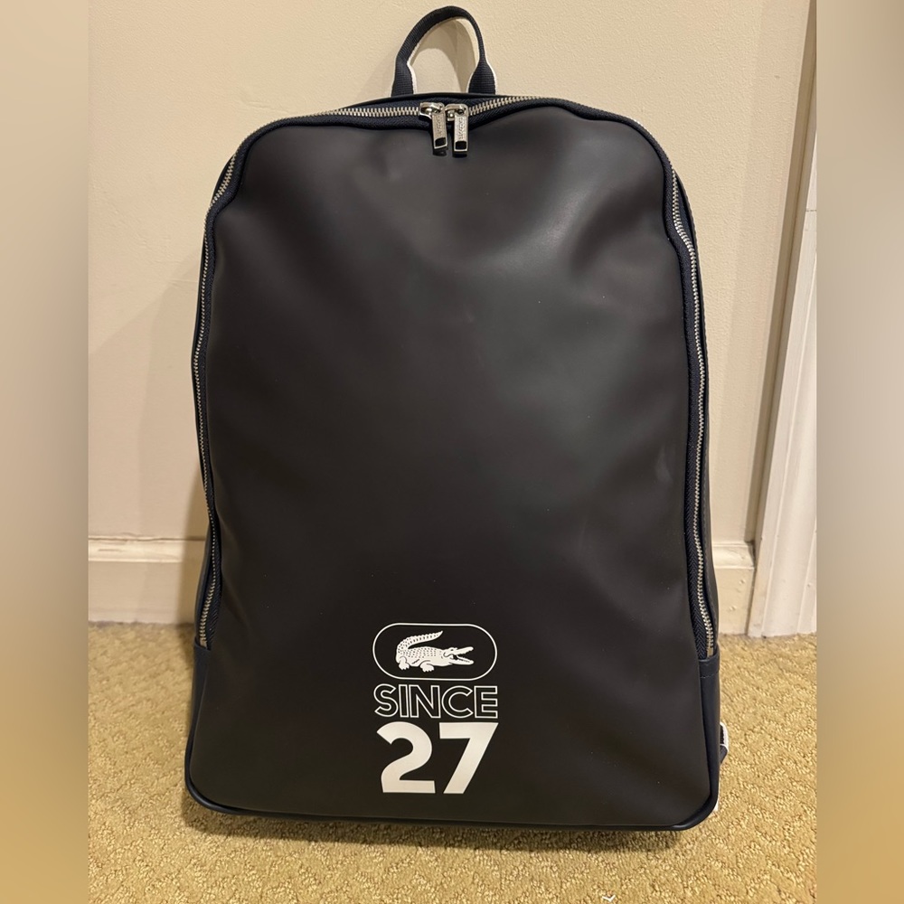 Lacoste leather backpack NEW never used. Excellet condition !!